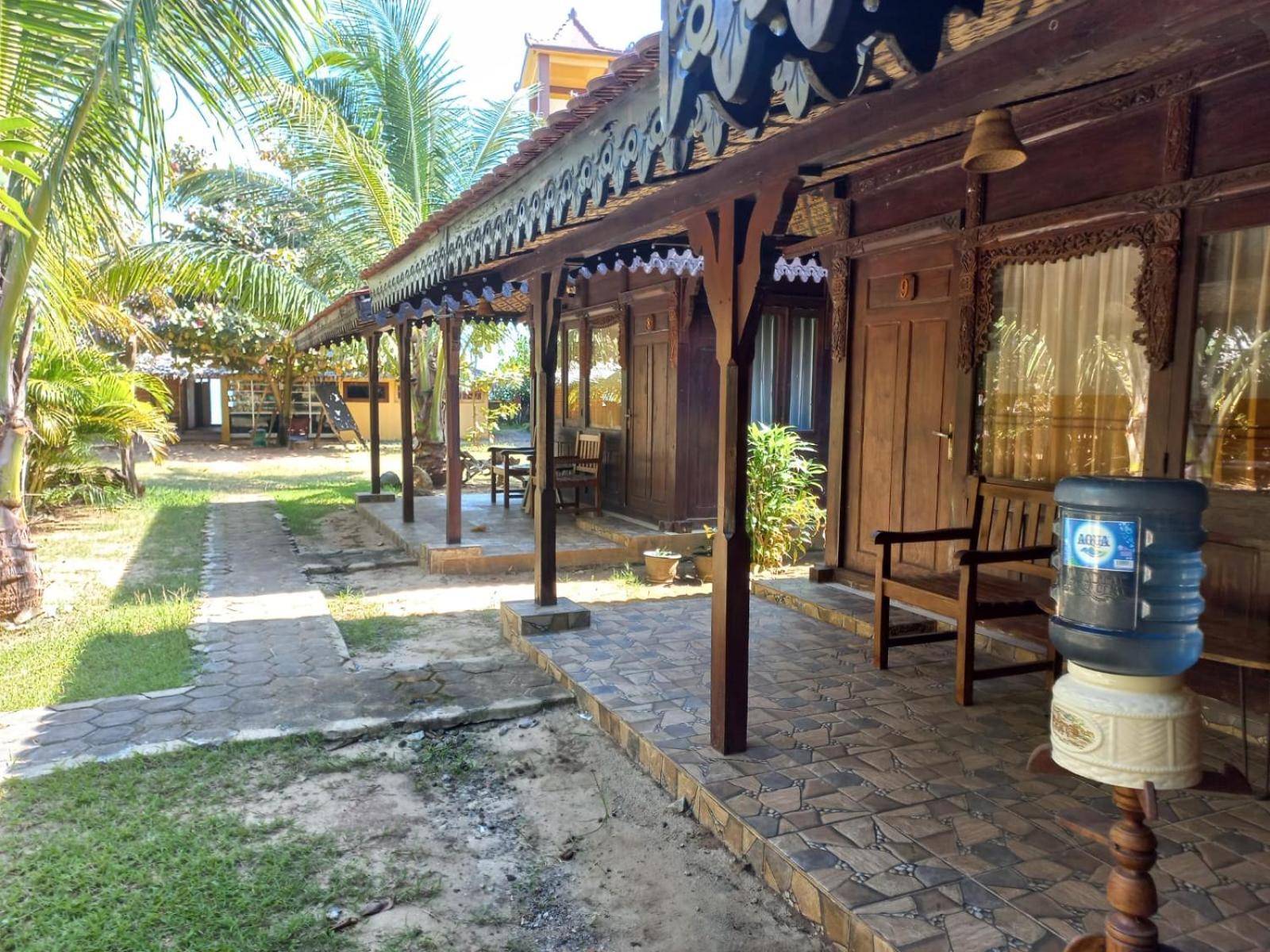 Omah Laut Bondo Jepara - By The Beach, Direct View Of The Sea, Great Base For Water Sports Margokerto エクステリア 写真