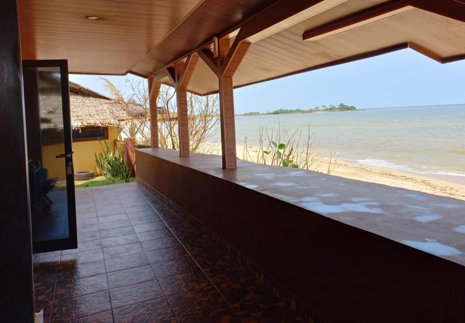 Omah Laut Bondo Jepara - By The Beach, Direct View Of The Sea, Great Base For Water Sports Margokerto エクステリア 写真