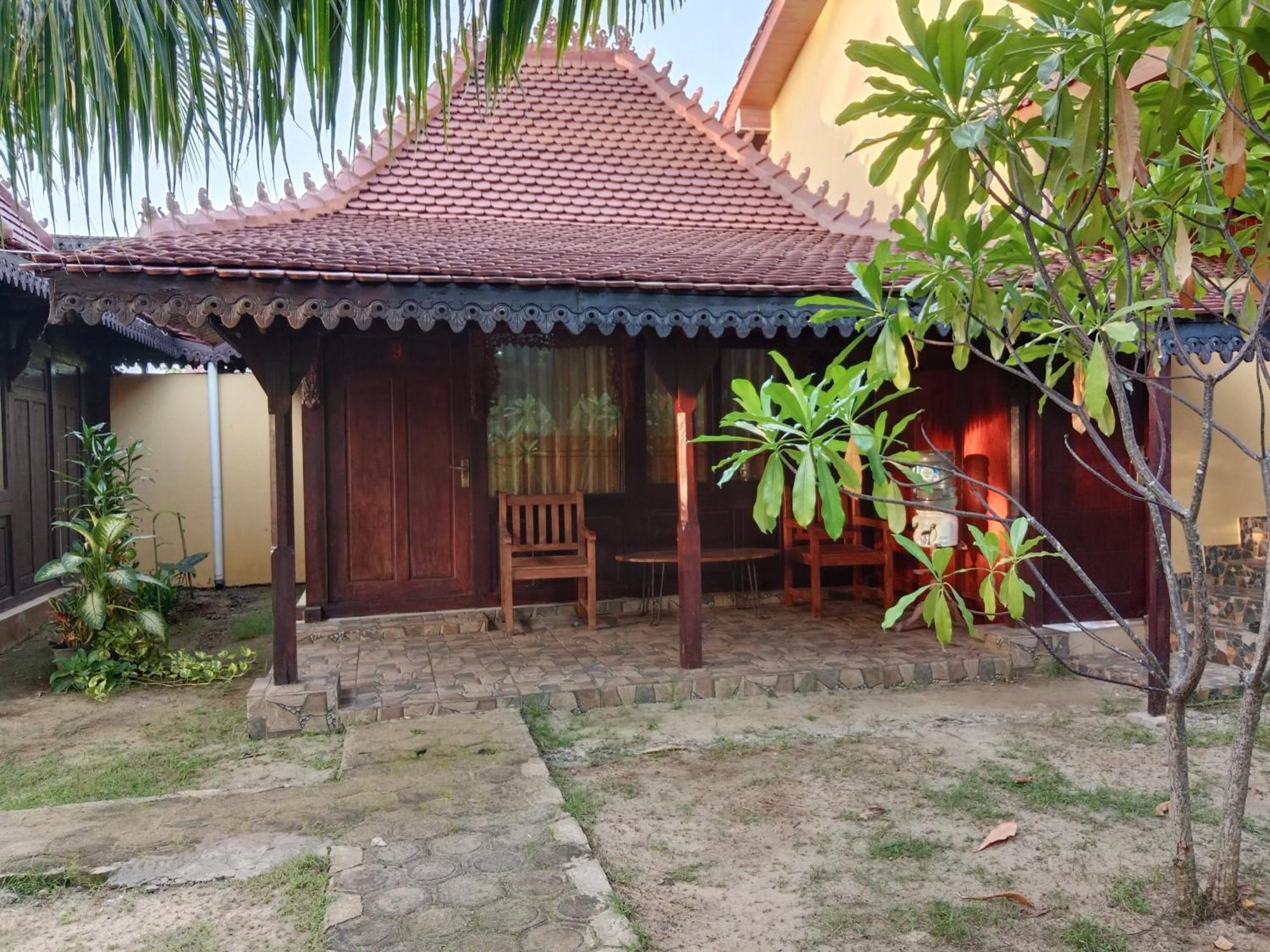 Omah Laut Bondo Jepara - By The Beach, Direct View Of The Sea, Great Base For Water Sports Margokerto エクステリア 写真